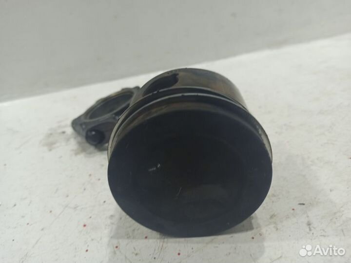 Поршень с шатуном 7520927 Сааб