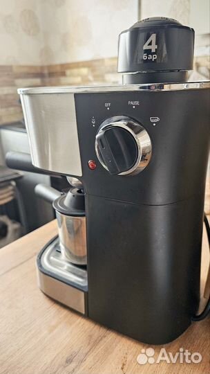 Кофеварка рожкового типа Polaris PCM 4009