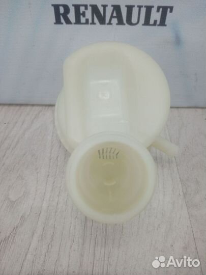 Бачок эгур гур насоса электрогидроусилителя руля R