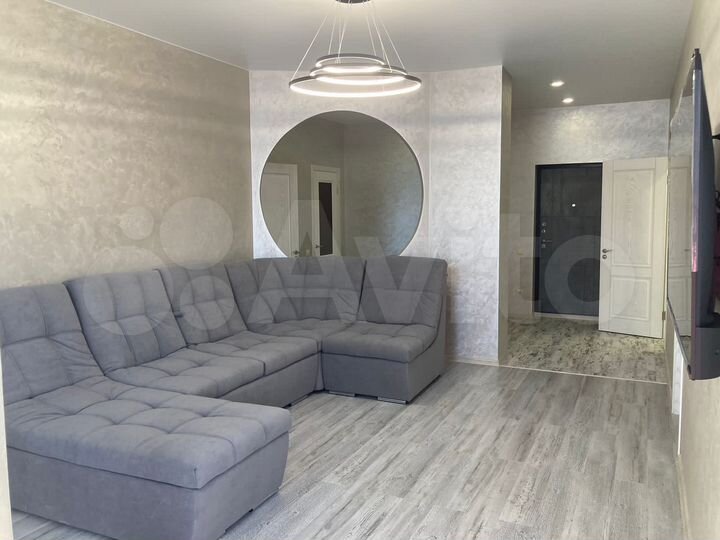 2-к. квартира, 72,7 м², 7/8 эт.