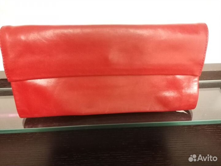 Клатч красный