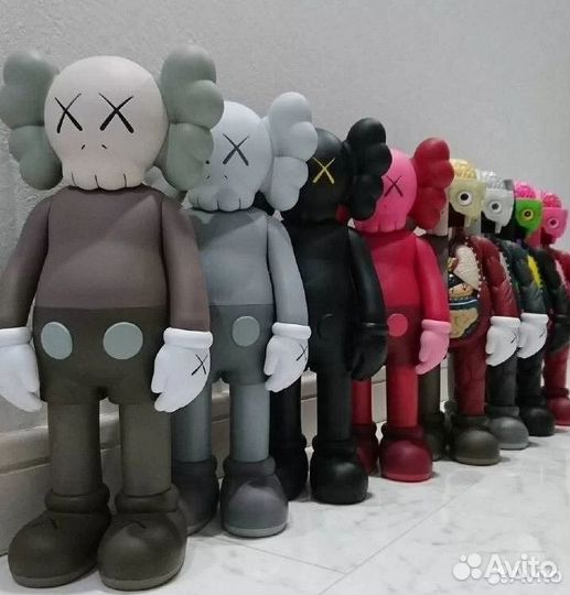 Kaws игрушка