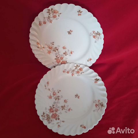 Тарелки. Граф Гаррах