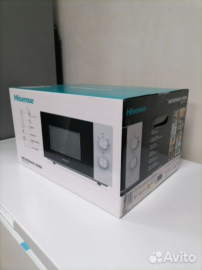 Новая микроволновая печь чёрная Hisense H20mowp1