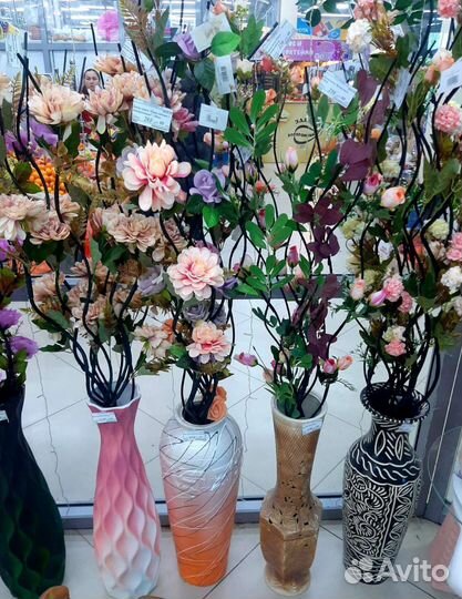 Интерьерные вазы в наличии