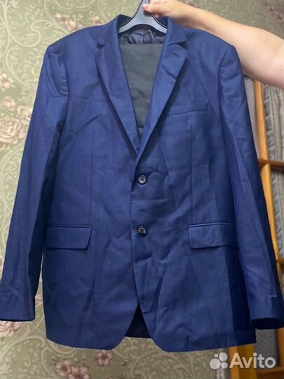 Костюм