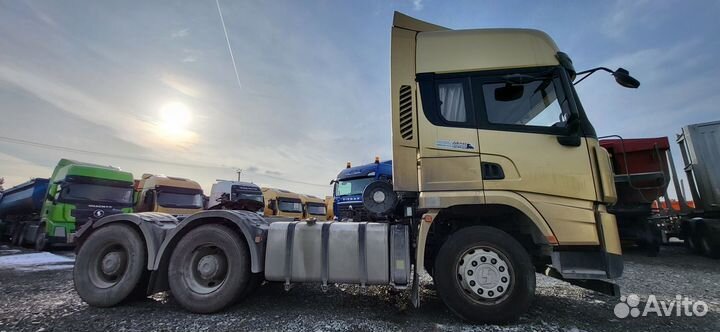 Shacman SX42584V324, 2022