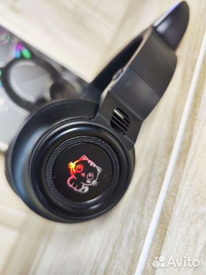 Беспроводные наушники cat новые