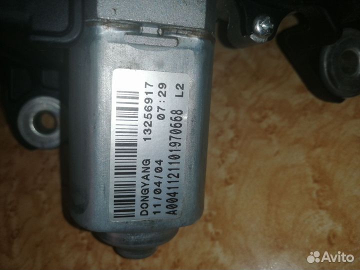 Моторчик заднего дворника опель Астра джей