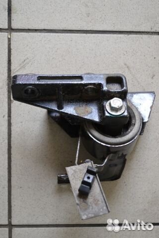 Подушка двигателя правая Chery IndiS (S18D)