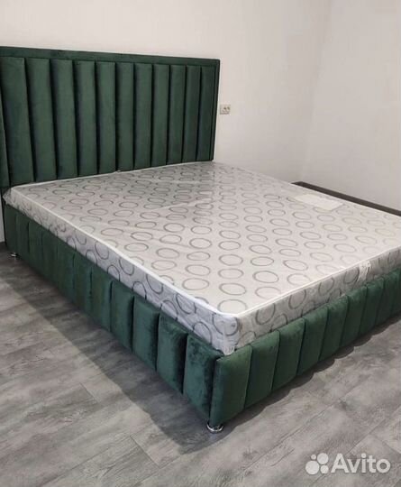 Кровать двухспальная