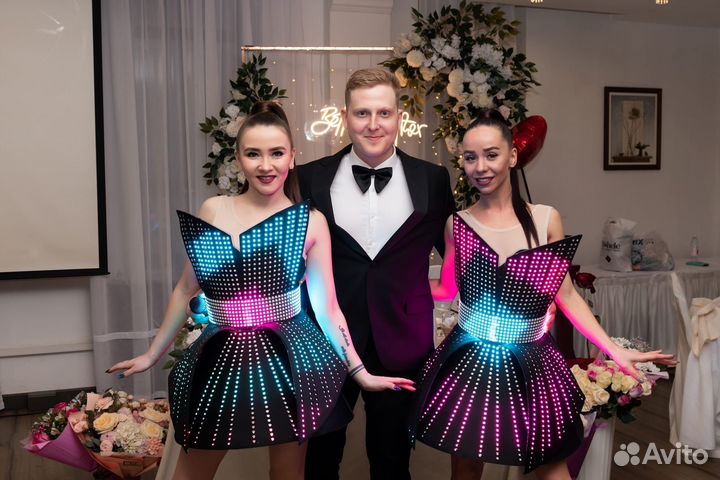 Ведущий + DJ с оборудованием