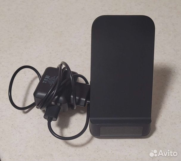 Беспроводное зарядное устройство TFN Rapid 15W