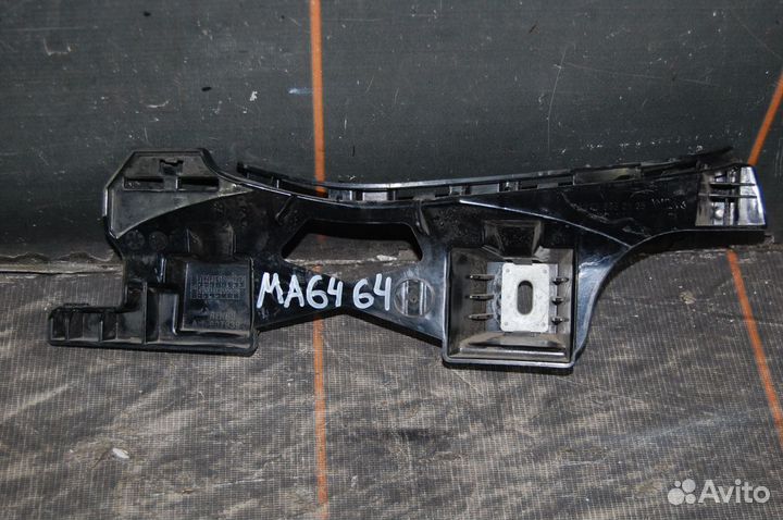 Кронштейн бампера заднего правый - Mercedes W213