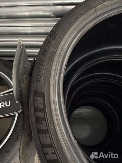 Michelin Pilot Sport 4 S 305/30 R20