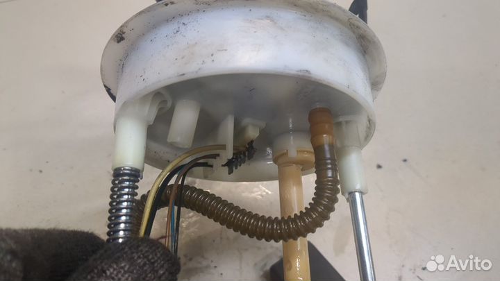 Насос топливный электрический Volkswagen Touran