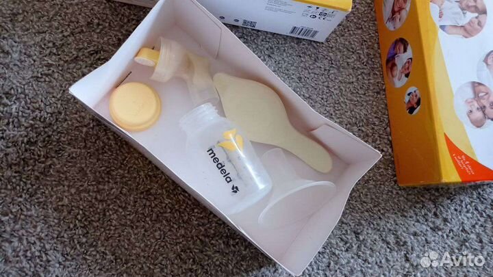 Молокоотсос medela ручной