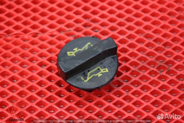 Крышка маслозаливной горловины Ford Focus 2