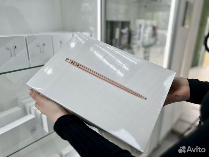 Ноутбук Apple MacBook Air 13 M1 (2020) Gold