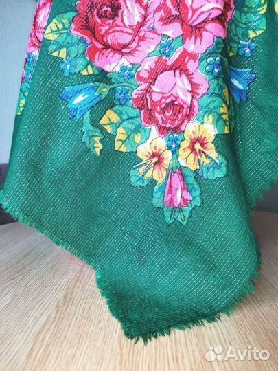 Платок шерстяной с люрексом 92см винтаж СССР