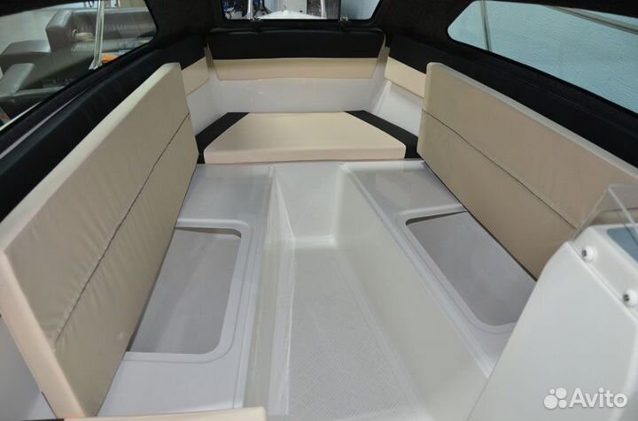 Катер Corvet 500 HT