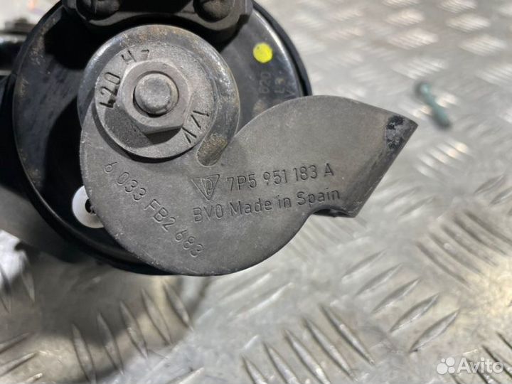 Звуковой сигнал Porsche Cayenne 958