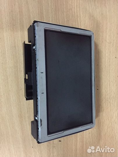 Информационный дисплей Audi A8 D3