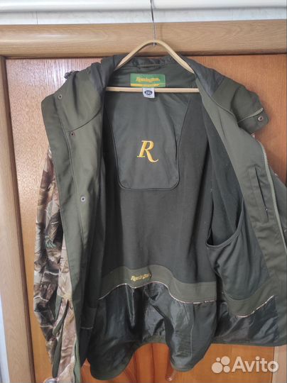 Демисезонный костюм мужской