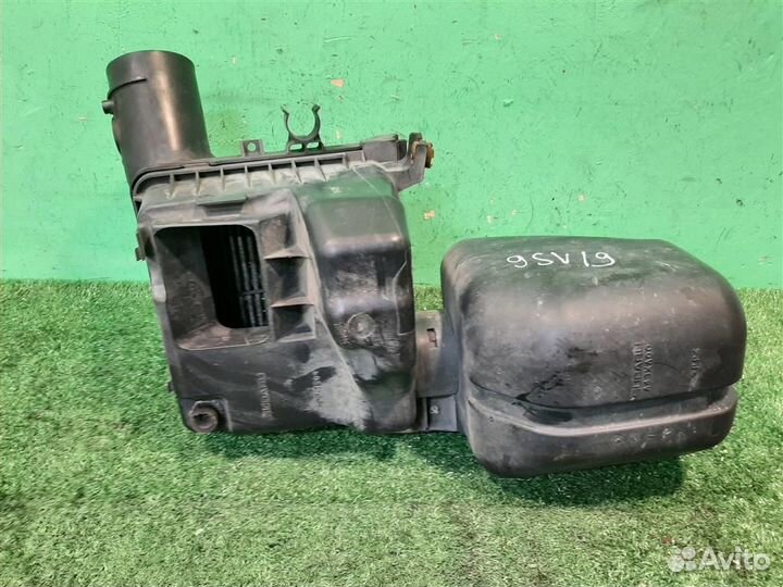 Корпус воздушного фильтра Subaru Tribeca WX 2006