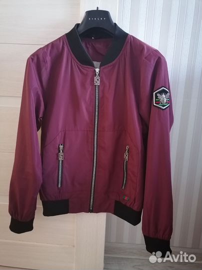 Ветровка для девочки