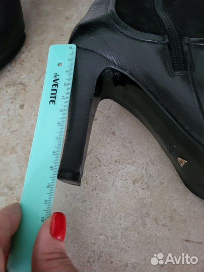 Сапоги женские зимние Armani 38 р