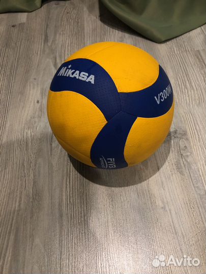 Волейбольный мяч mikasa v300w