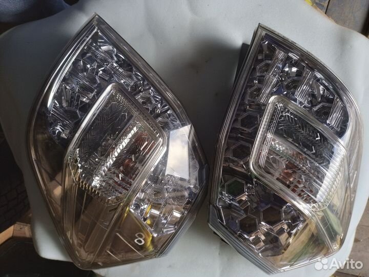 Фонарь задний honda fit shuttle