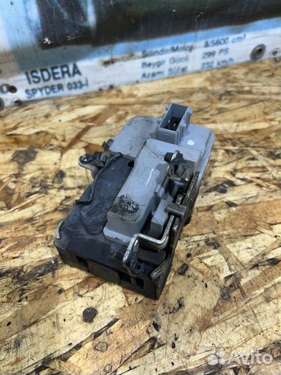 Замок двери передней прав Датсун Гранта