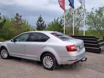 Skoda Octavia 1.6 AT, 2019, 137 000 км, с пробегом, цена 1 590 000 руб.