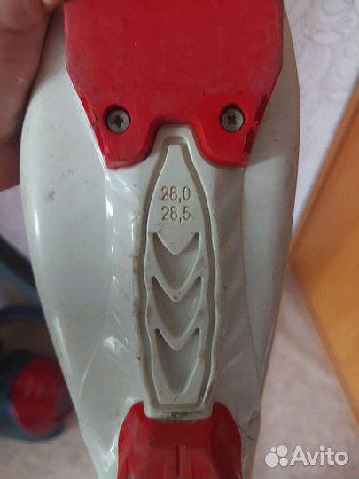 Горнолыжные ботинки Atomic, Rossignol