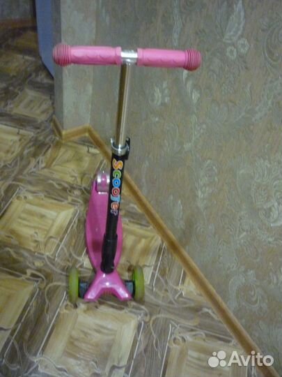 Самокат детский трехколесный