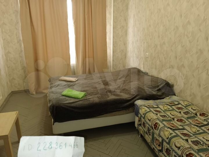 2-к. квартира, 43 м², 1/9 эт.