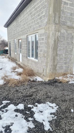 Здание, 400 м²