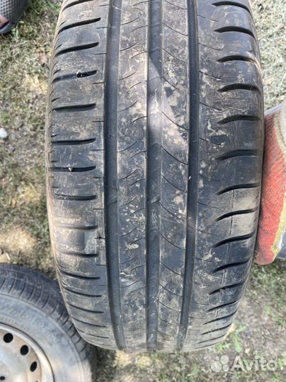 Michelin Defender 4/8.5 R7