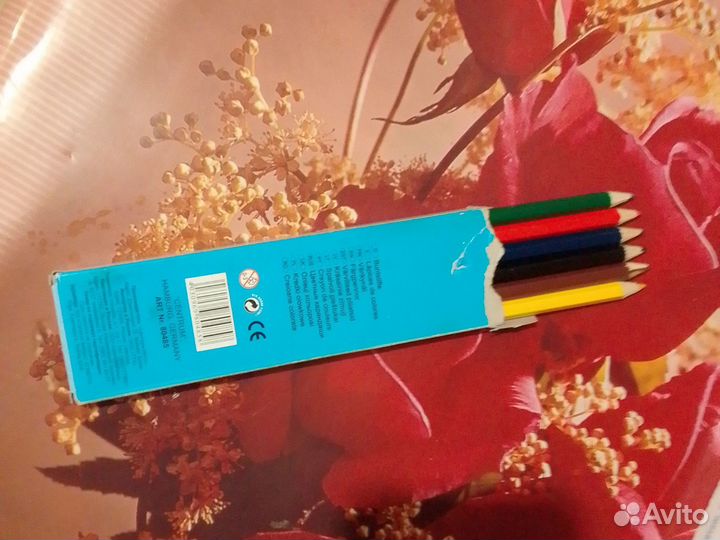 Два набора цвет.карандашей