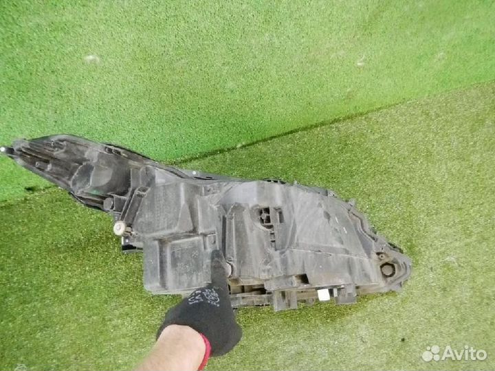 Фара левая Lexus RX200t/RX300/RX350/RX350L/RX450h/RX450hL