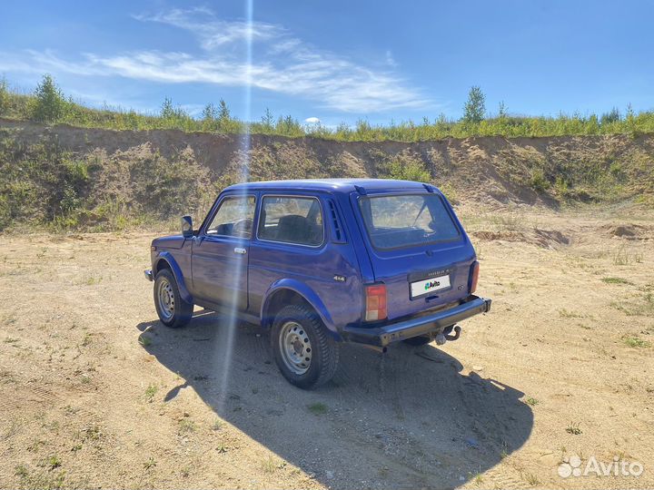 LADA 4x4 (Нива) 1.7 МТ, 2000, 170 000 км