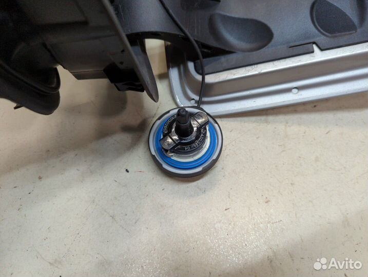 Лючок бензобака BMW X1 (F48), 2021