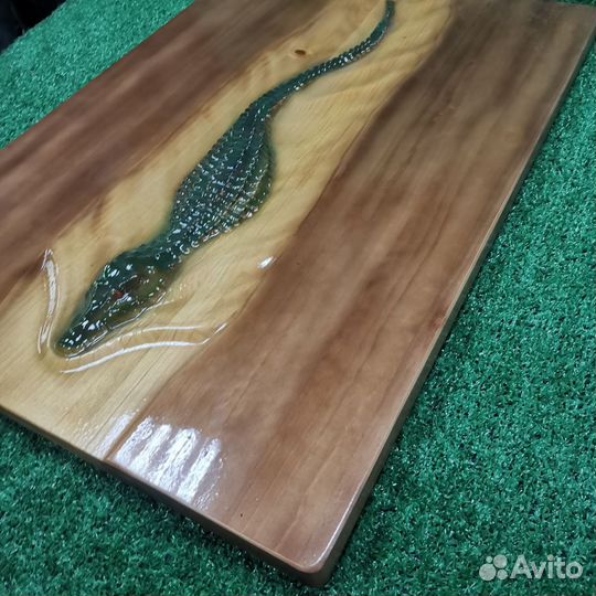 Столешница резная Кедр