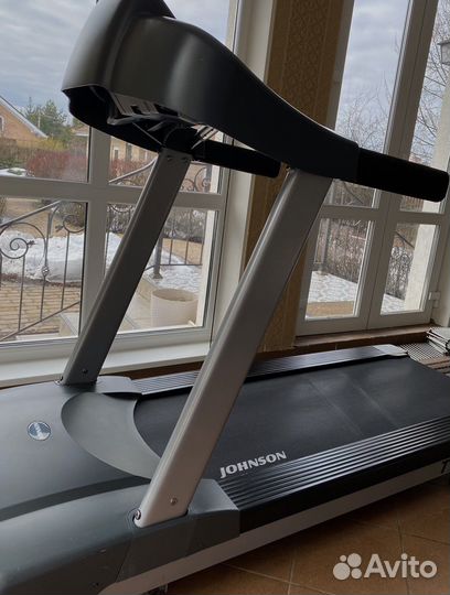 Беговая дорожка Johnson T7000 Pro