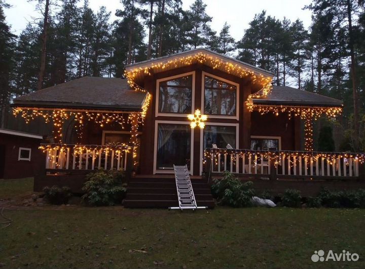 Украшение домов гирляндами, подсветка дома лентой