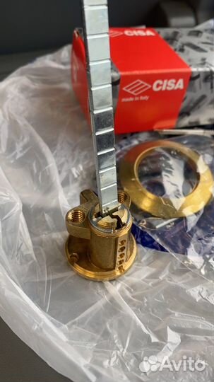 Цилиндр (личинка для замка) cisa