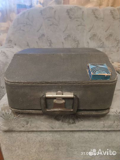 Печатная пишущая машинка