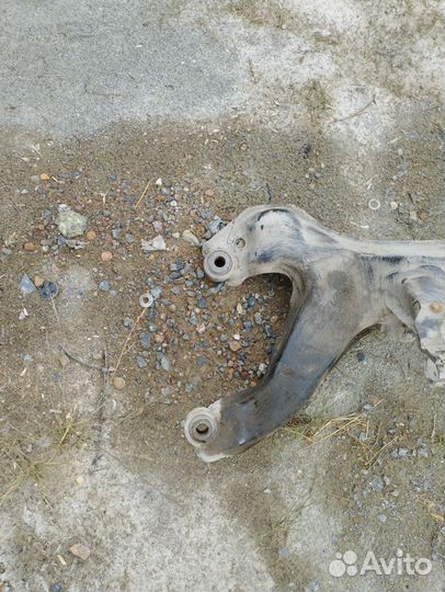 Подрамник передний Nissаn Рrimеra Ниcсaн Пpимеpа